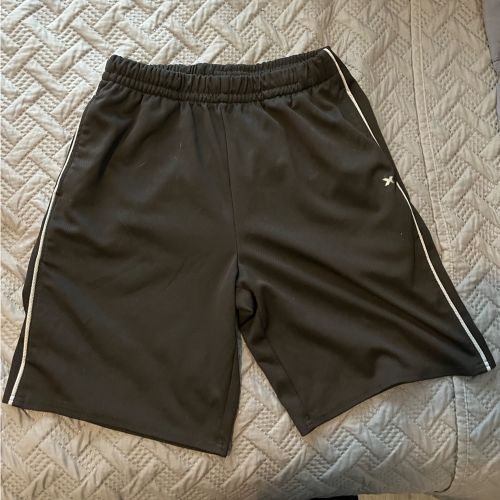 Men’s medium shorts
